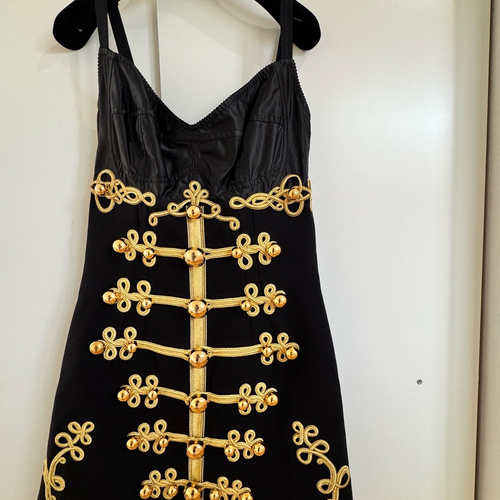 Dolce & Gabbana Runway Black Mini Dress with Gold Embellishment size IT 44 - Picture 7 of 16